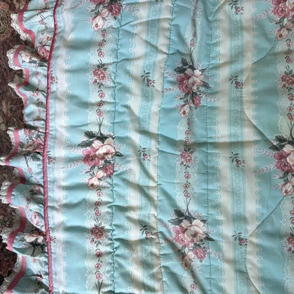 VTG Croscill Queen Comforter Skirt Shabby Chic Blue Floral QUILTED Lace Cottage
